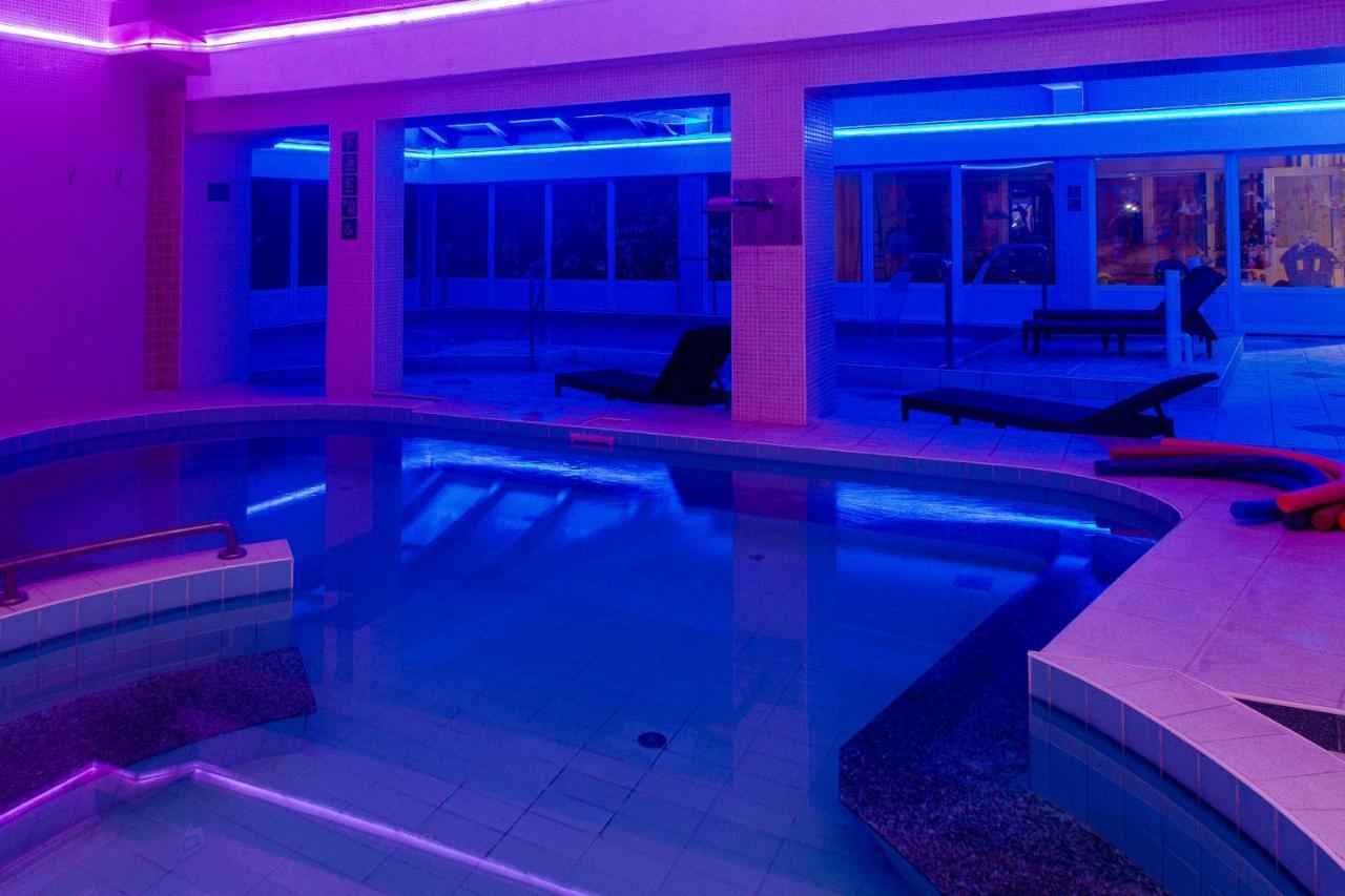 Aqua Blue Hotel Hajdúszoboszló Dış mekan fotoğraf