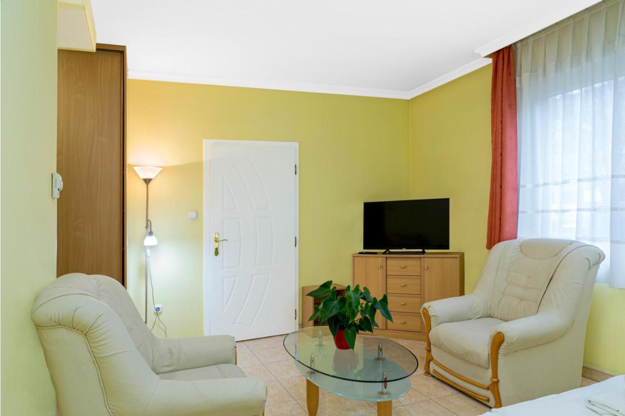 Aqua Blue Hotel Hajdúszoboszló Dış mekan fotoğraf
