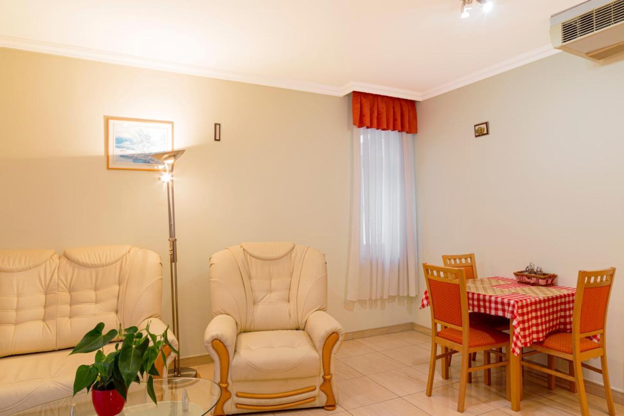 Aqua Blue Hotel Hajdúszoboszló Dış mekan fotoğraf